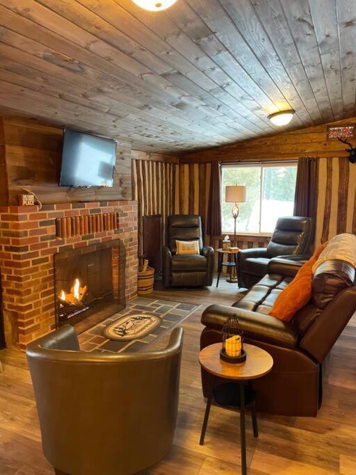 Cozy Log Cabin In ジム・ソープ エクステリア 写真